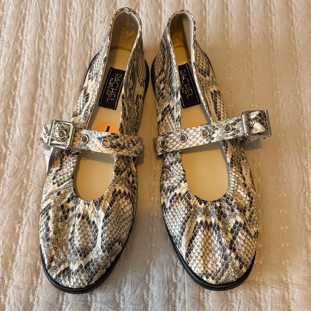 Rachel Roy Snake Pattern Mary Jane Flats ❤️ NWOT No Box Sz 7